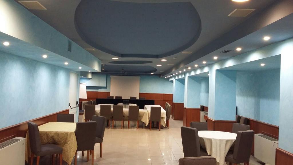 Hotel Malaga Avellino Buitenkant foto