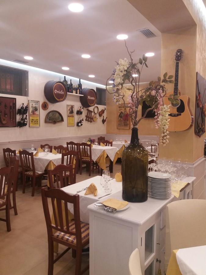Hotel Malaga Avellino Buitenkant foto