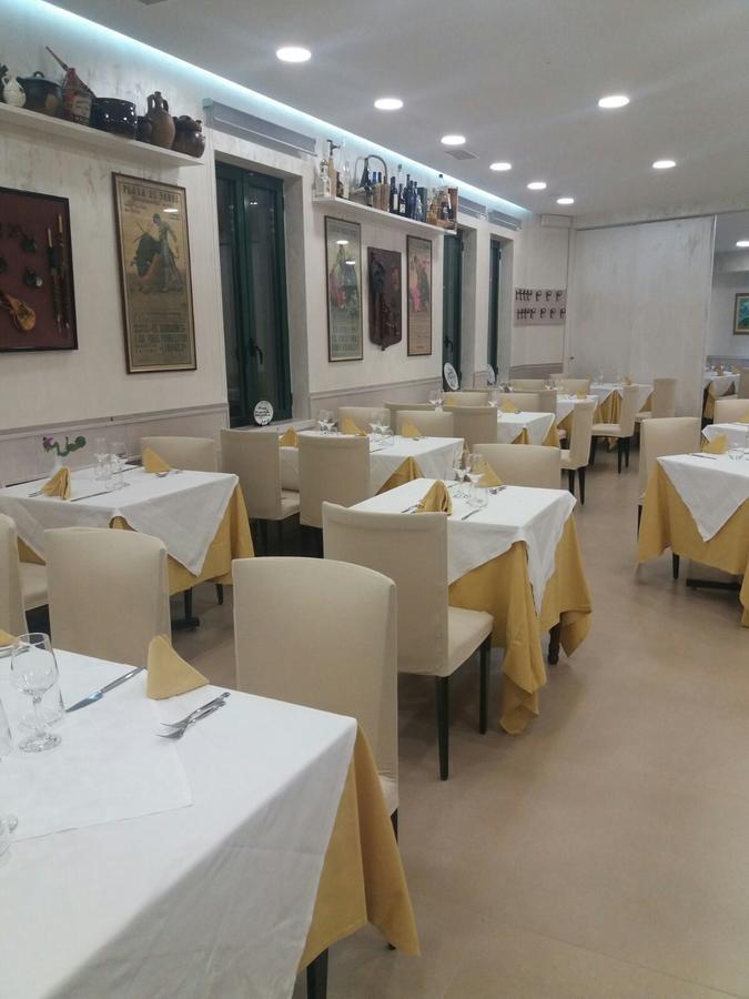 Hotel Malaga Avellino Buitenkant foto