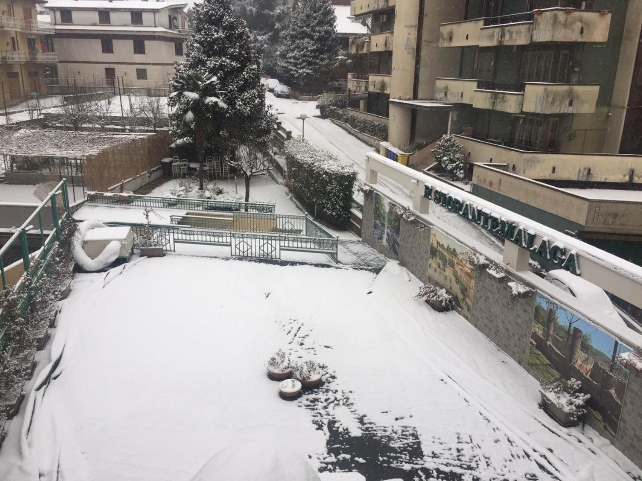 Hotel Malaga Avellino Buitenkant foto